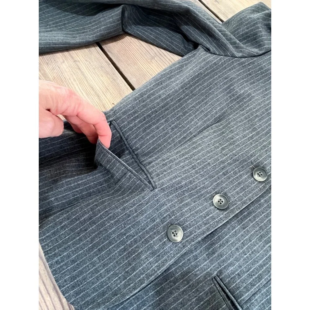 VTG Fire Fly 2 Piece Skirt Suit Womens 9/10 Gray Pinstriped 80s Union Made